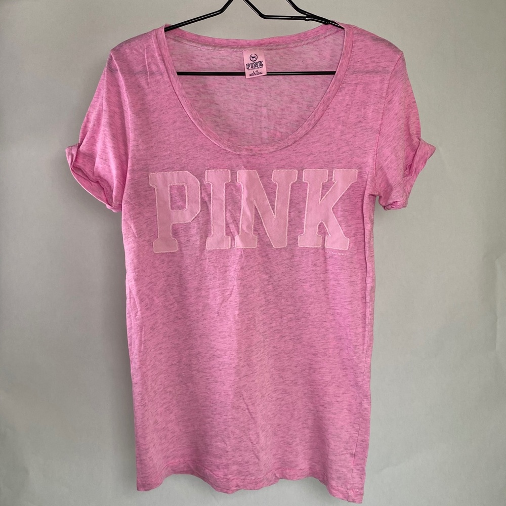 Victoria's Secret PINK t-shirt